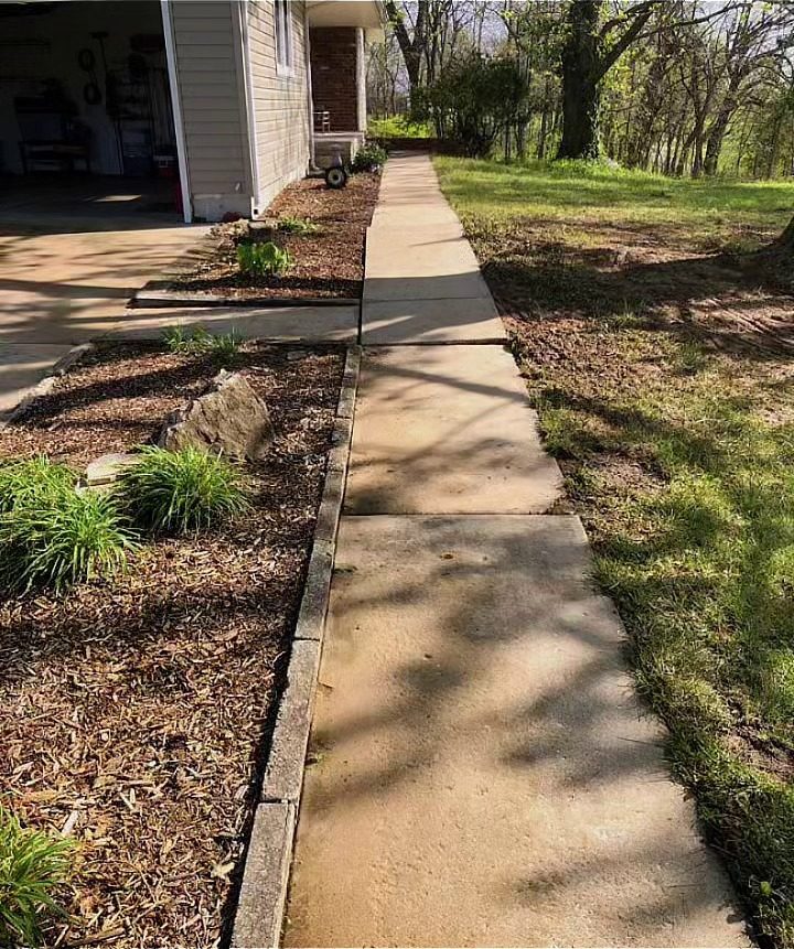 Clean sidewalk and landscaping edge